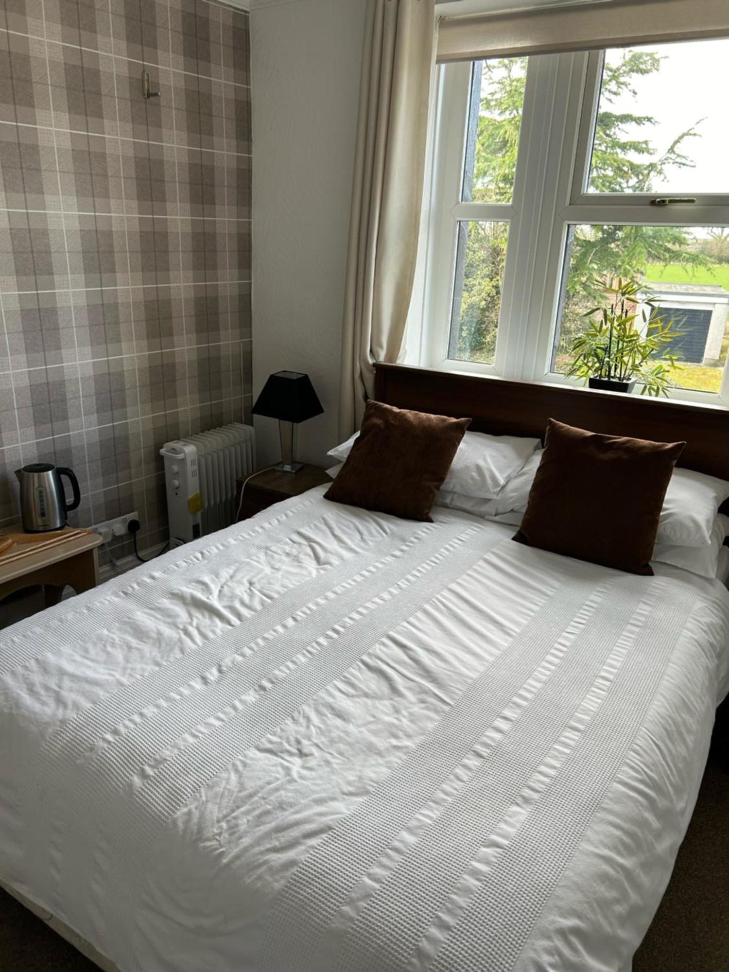 Rooms At The Bush Wigton Esterno foto