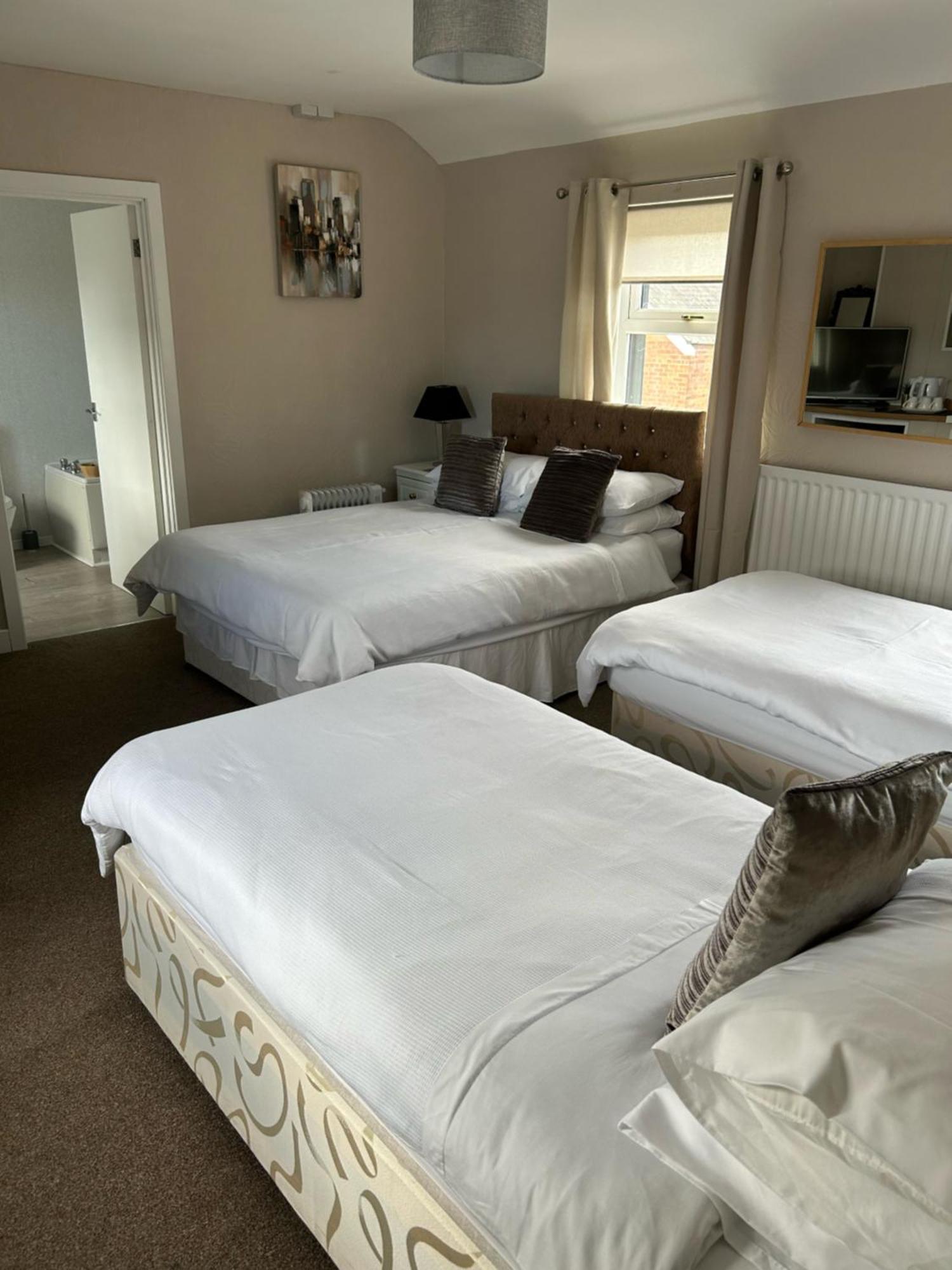 Rooms At The Bush Wigton Esterno foto
