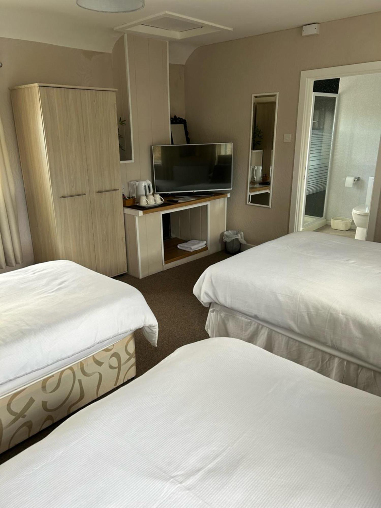 Rooms At The Bush Wigton Esterno foto